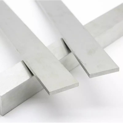 冷たい引くカーボンは鋼鉄フラット バー1084 5mm/50mm ASTM 1045に電流を通した